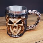 3D Дизајнирана Чаша со лобања