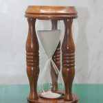 Дрвена песочна часовник Модел 1