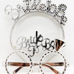 Bride To Be Написан Тач и Очила Сет Сребрена Боја