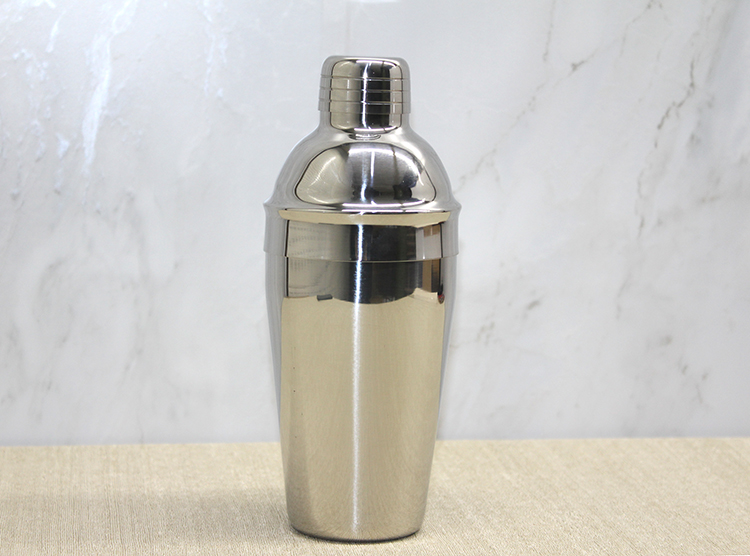 celik-shaker-550-ml-27816_1.jpg Челик Шејкер 550 мл - Image 1