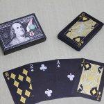 Сребрен Долар Дизајн Црни Искамбил Играчки Карти