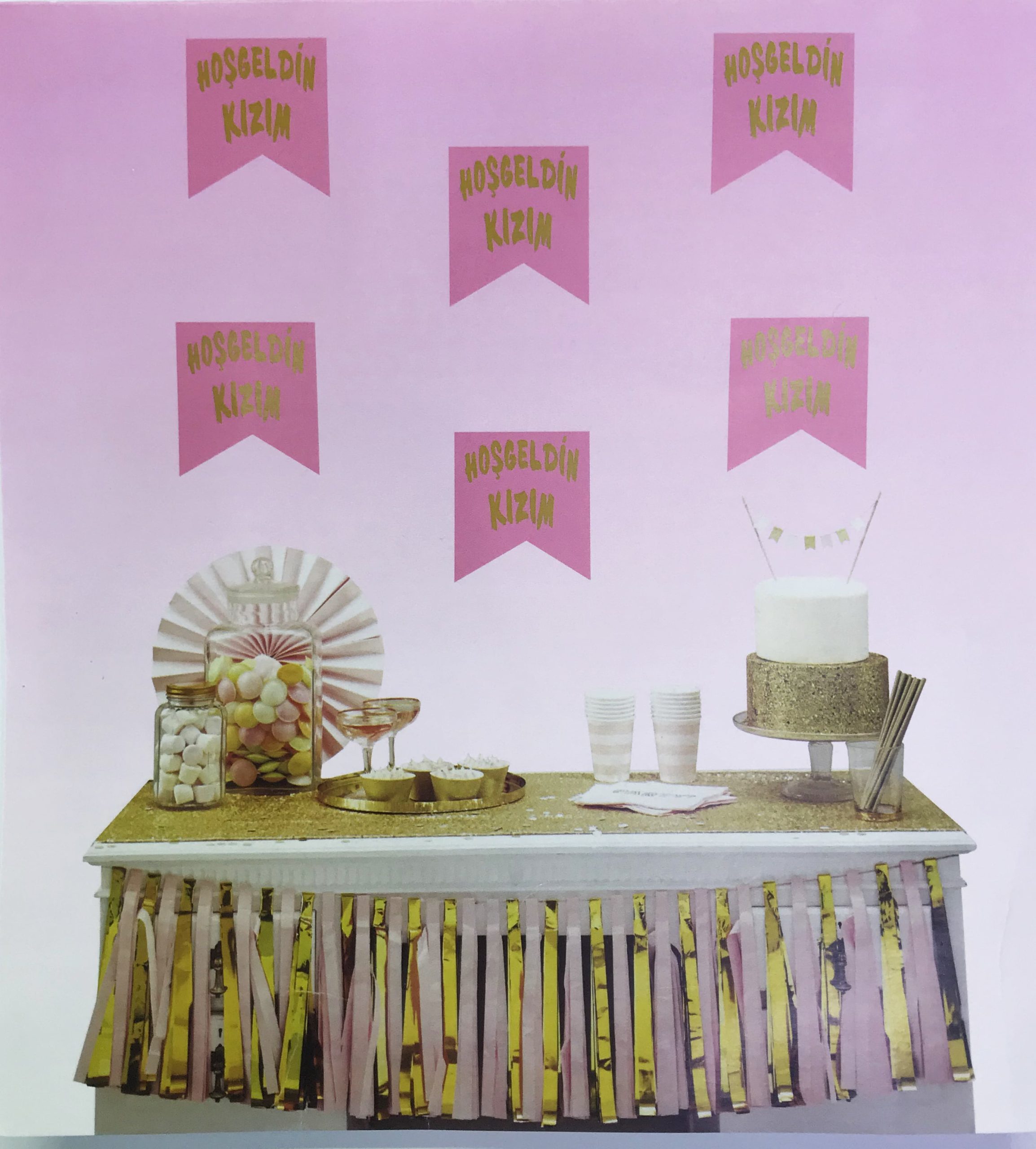 hosgeldin-kizim-yazili-fl-30379_1.jpg Добредојде Кќерко Написна Флама Розова со Златна Боја - Image 1