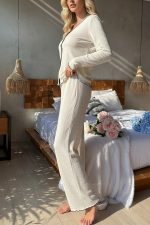 Женски бела плетена ткаенина V-изрез копчана удобна елегантна пижама сет - Image 2