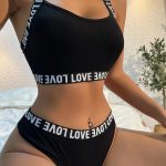 Женски црн крос-рамен и Love текст детали сет за внатрешна облека
