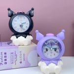 Kuromi Масa Усту Чалар Саат Модел 2