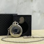 Специјално Кутииран Часовник со Дизајн на Турската Знаме