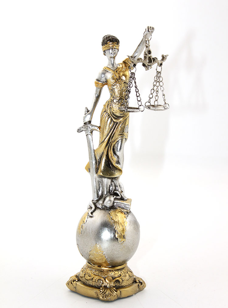polyester-adalet-figuru-31986_1.jpg Полиестерска фигура на правдата - Image 1