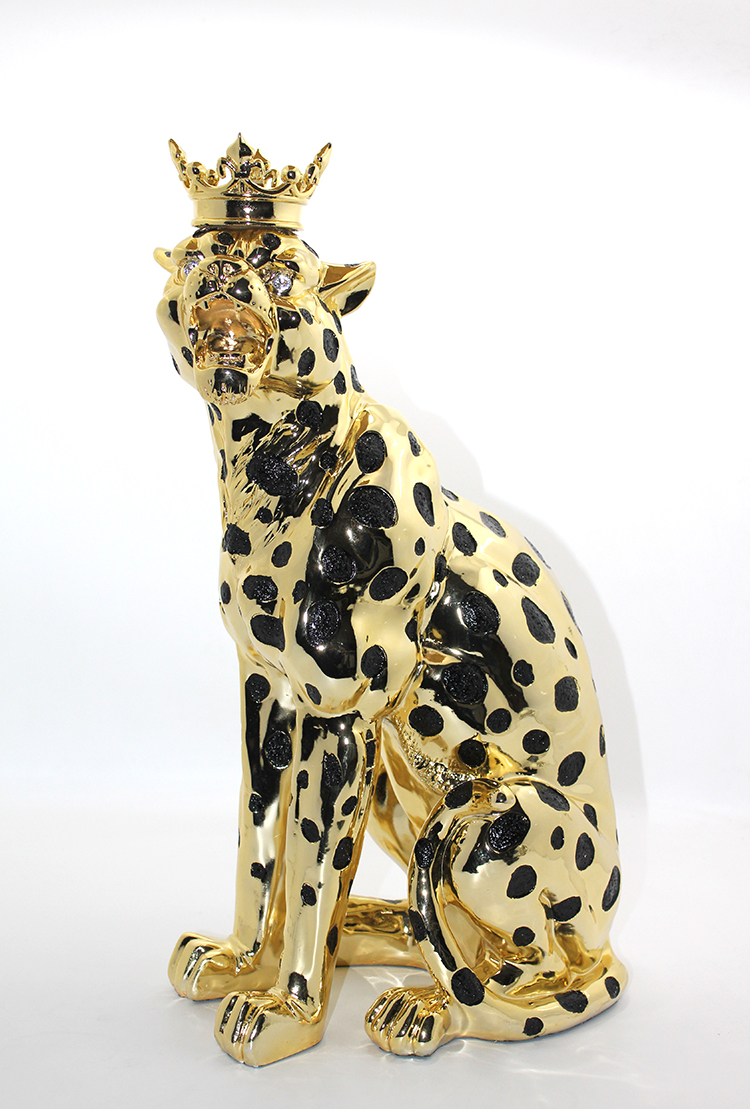 polyester-tacli-jaguar-28848_1.jpg Полиестерска фигура на јагуар со круна - Image 1