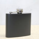 Еднократна црна 5 Oz флаша
