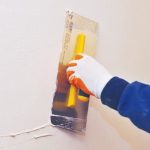 Декор 091 Гипсена Мала пластична со отворена дршка 30 см - Image 2